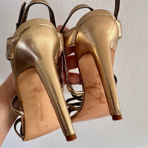 Manolo Blahnik Gold strappy 4 inch heel stilettos size 39.5 - Picture 6 of 8